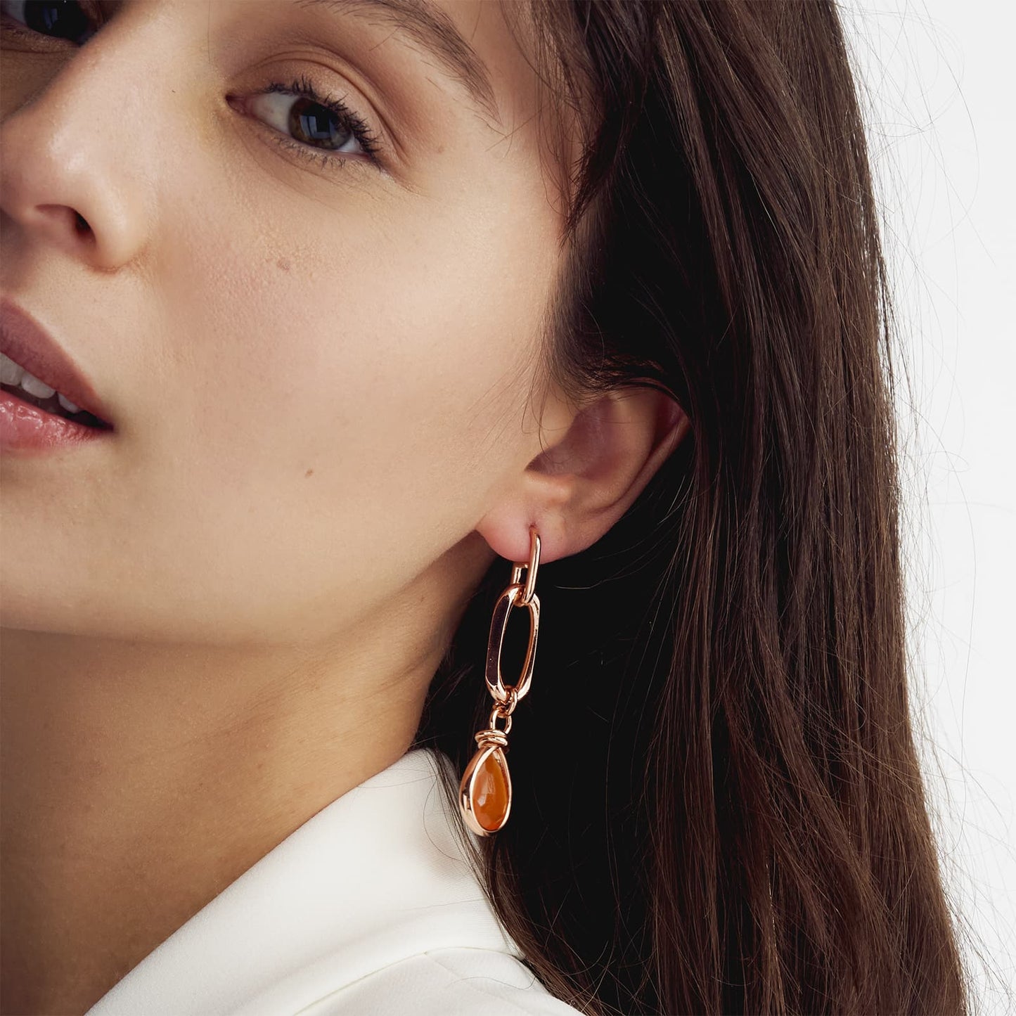 Aros con colgante gota y cristal ambar