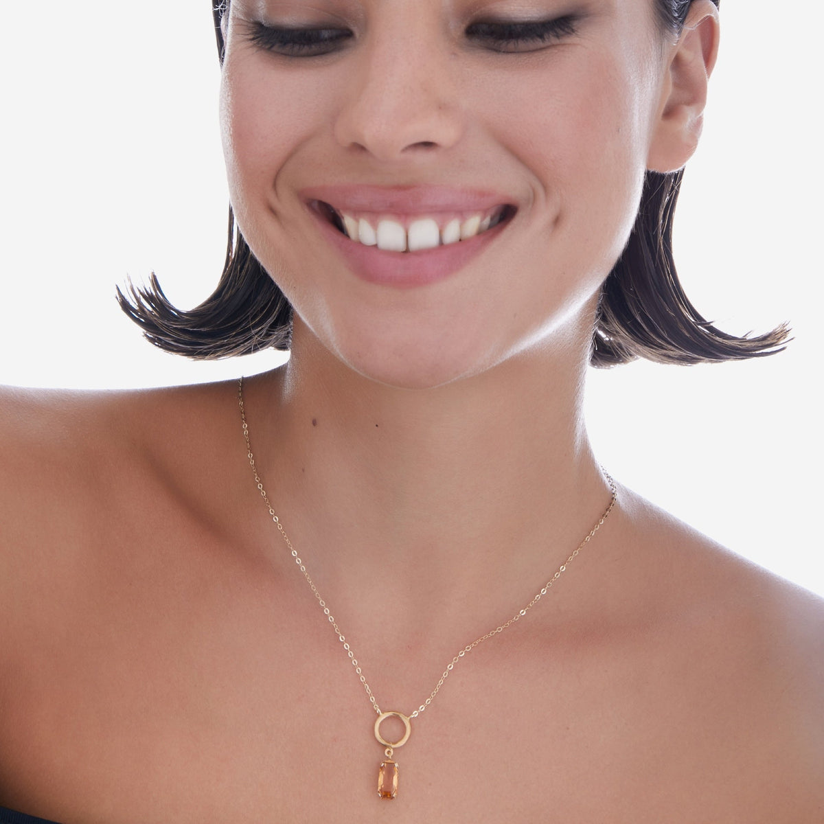 Collar corto rectángulo bañado en oro topacio