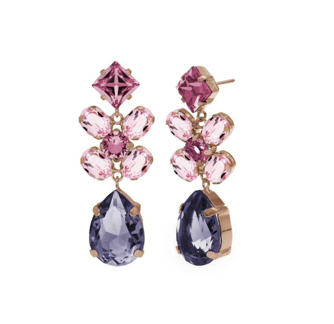Par de Aros largos flor color morado bañados en oro rosa