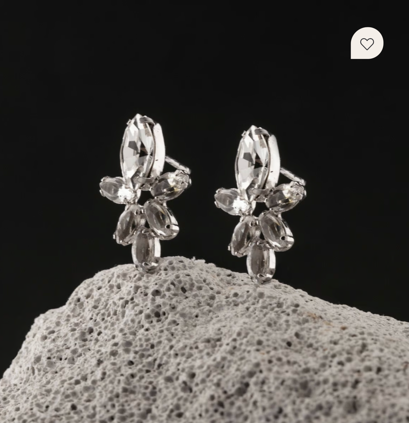 Par de Aros pequeños doble blanco elaborados en plata