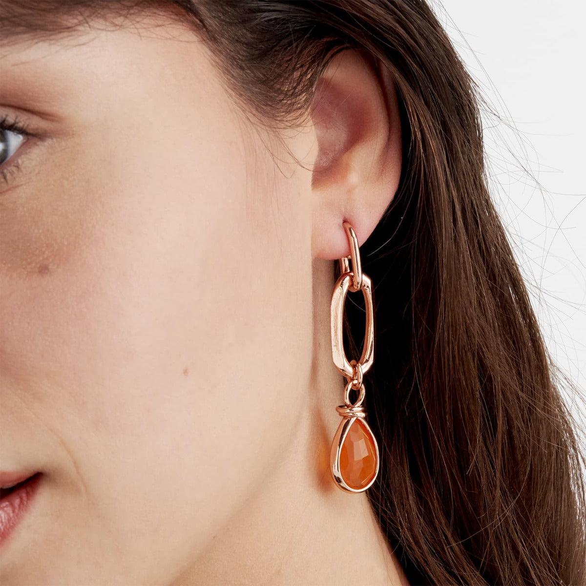 Aros con colgante gota y cristal ambar
