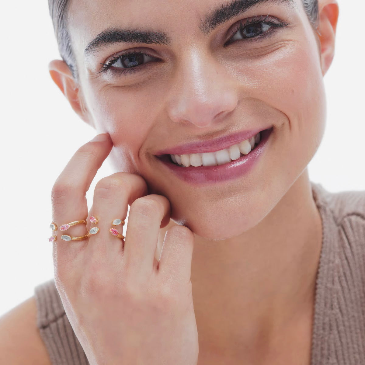 Anillo ajustable cruz cristal en plata baño oro de paris (light rose)