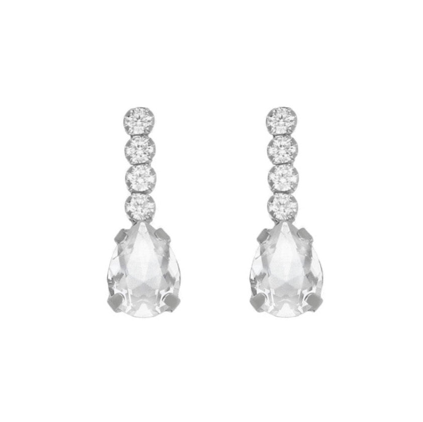 Par de aros circonitas y lagrima de Eunoia elaborados en plata