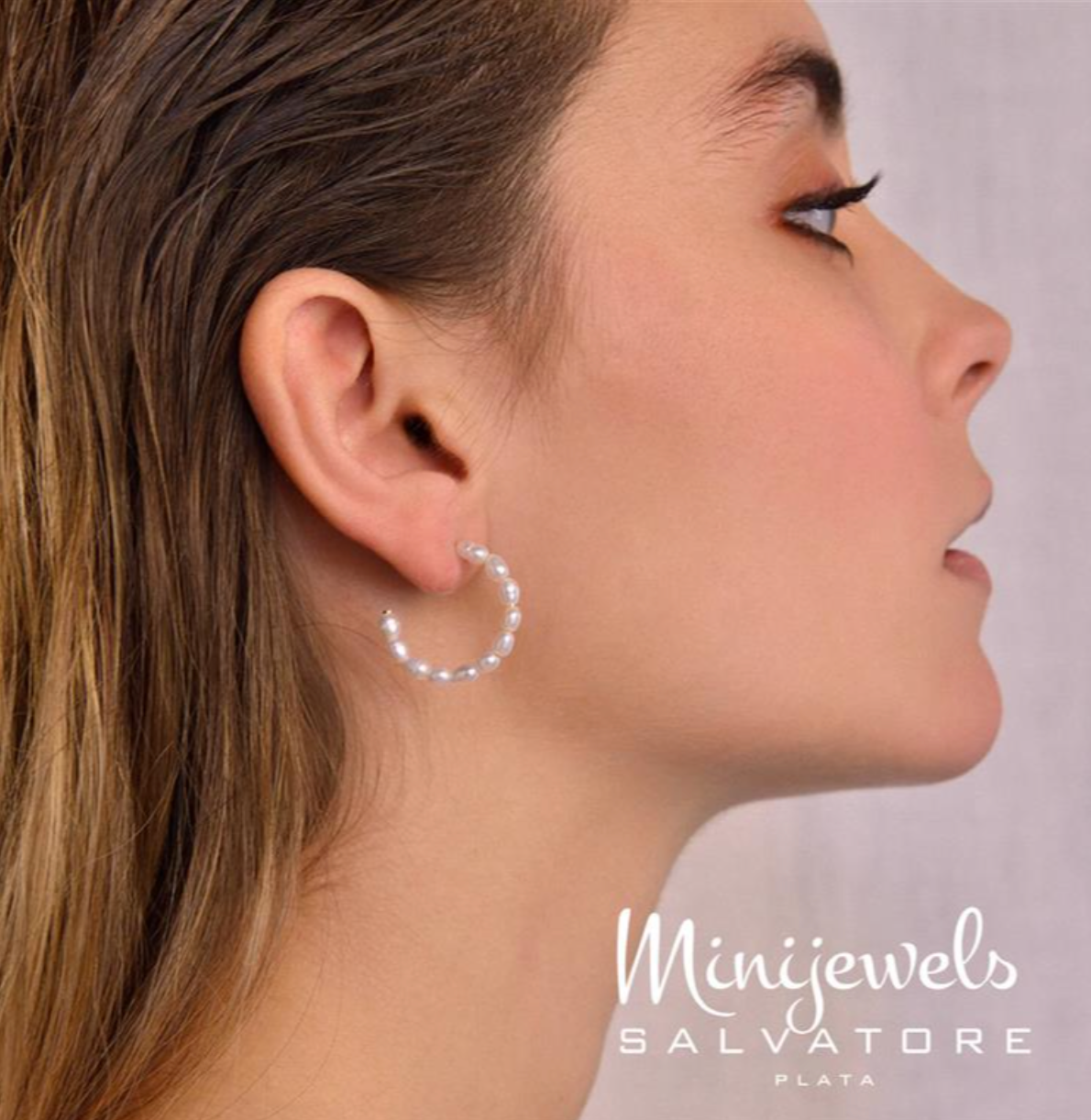 Par de Aros Plata bañados en Oro 18k Perlas