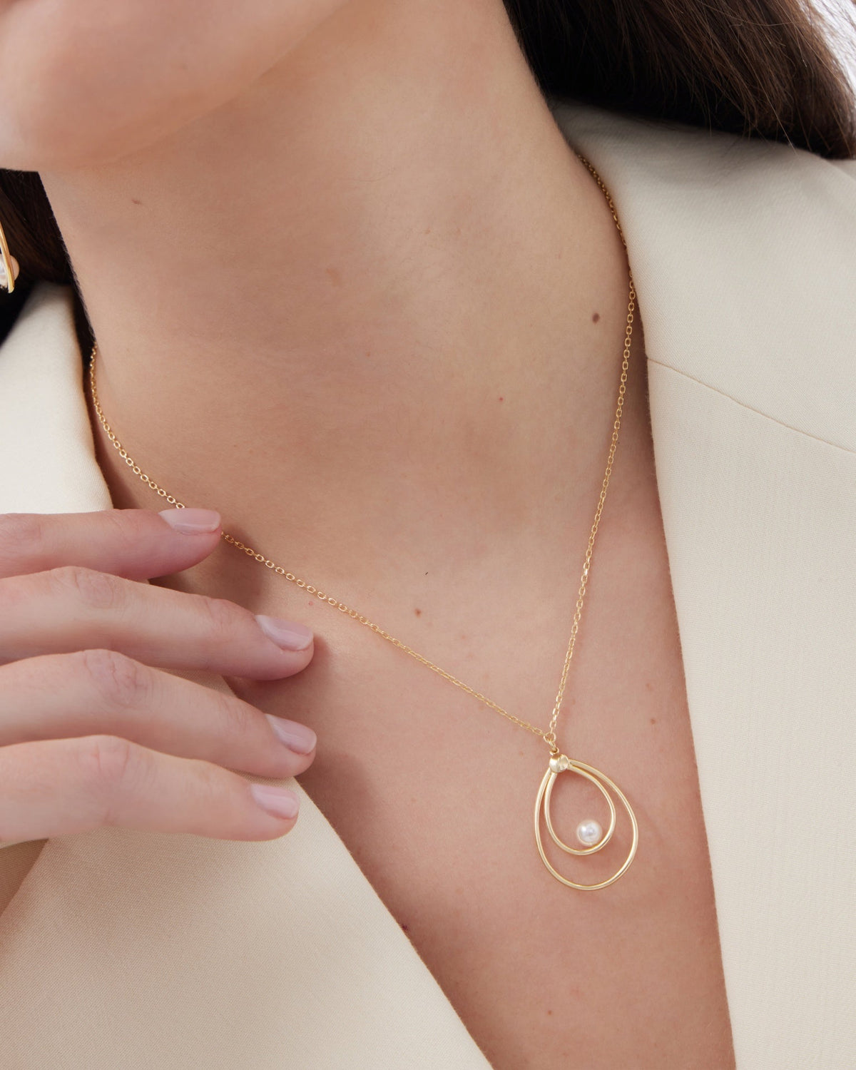 Collar largo Solene gota con perla en Plata baño Oro