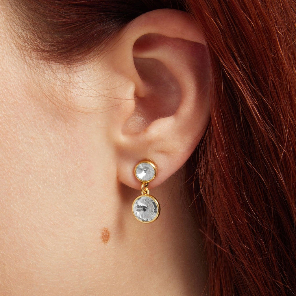 Par de Aros cortos Basic 7 y 9mm cristal en Plata baño Oro