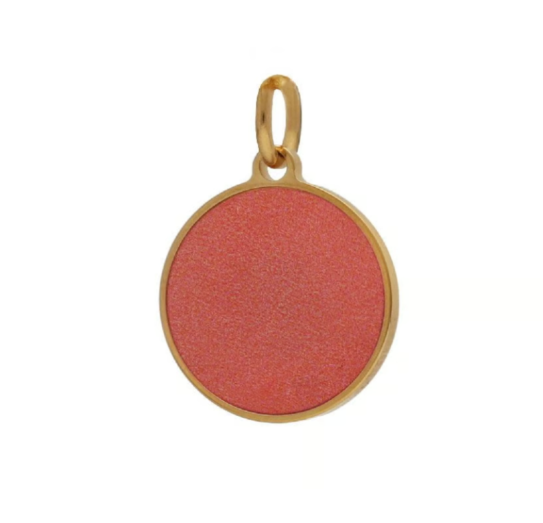 Charm Collar nacar coral acabado oro