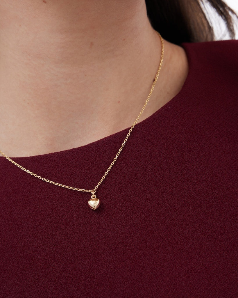Collar corto Muá corazón pequeño en plata con Baño de Oro