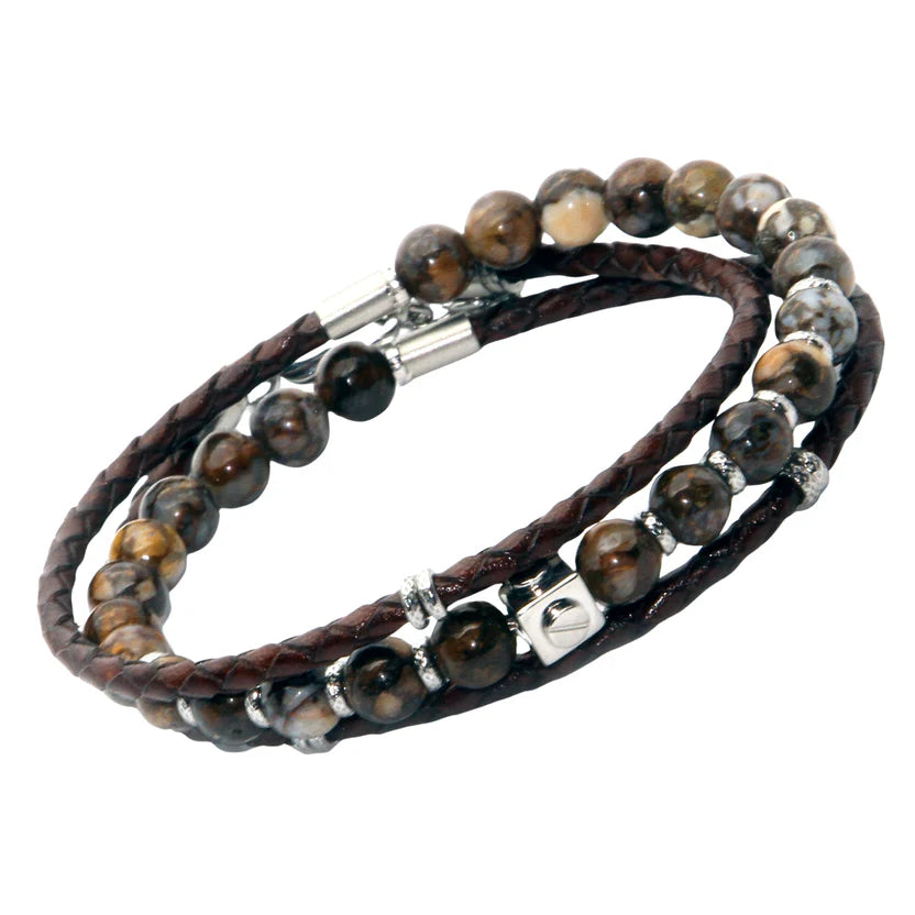 Pulsera de acero con piedras de jaspe y doble vuelta de hilo de cuero marrón.