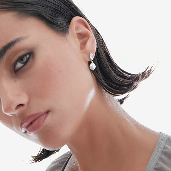 Par de aros de plata brillante con perla barroca Purpose